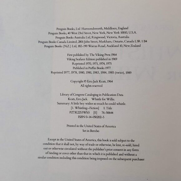 Whistle For Willie Ezra Jack Keats Picture Puffin Paperback Childrens Book 1989 - Picture 3 of 7